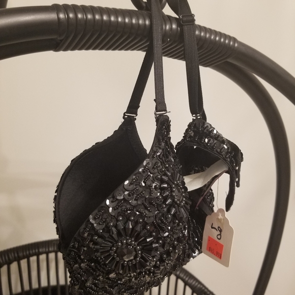 Bedazzled black show Bra! Size 36B - Picture 4 of 4